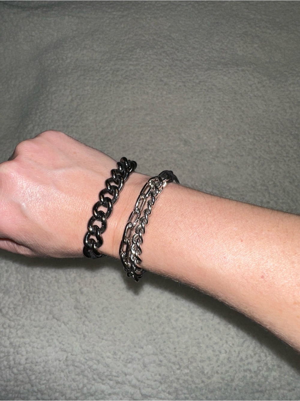 Henri Bendel Set of Two Hair Accessories - Black and Silver